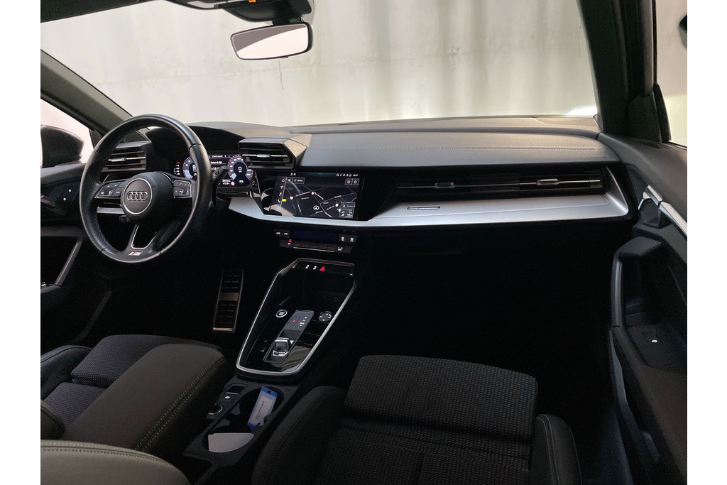 51768206-1.jpg